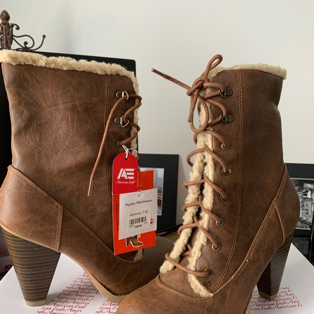 American Eagle tan faux leather Victorian lace up heeled boots - Picture 2 of 6